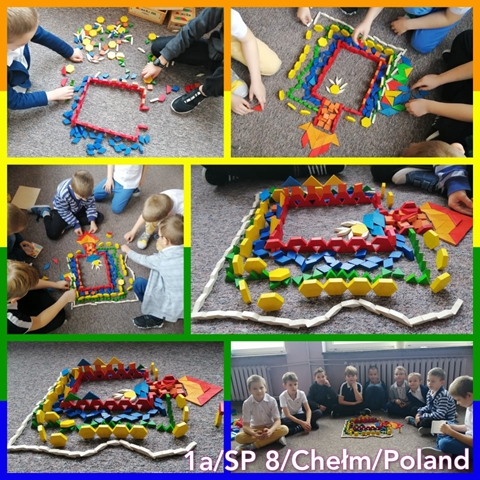 Kolaż zdjęć przedstawia uczniów klasy 1a podczas zajęć. Dzieci tworzą geometryczne mozaiki z kolorowych klocków.