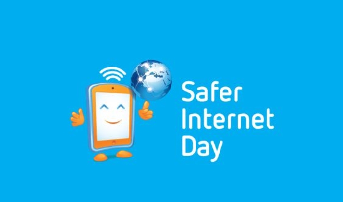 Plakat Safer Internet Day.