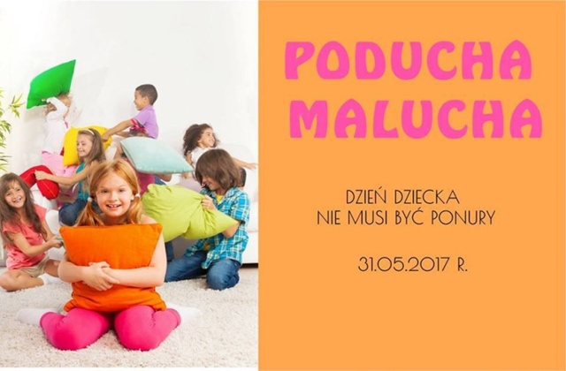 Zdjęcie dzieci z poduszkami.